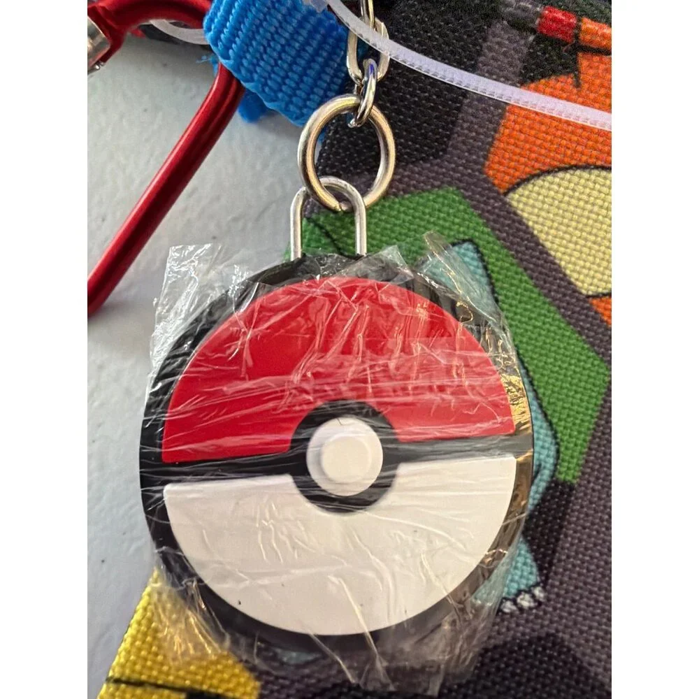 Pokémon 5-Piece Backpack Set With Lunch Bag & Accessories - Picture 7 of 8